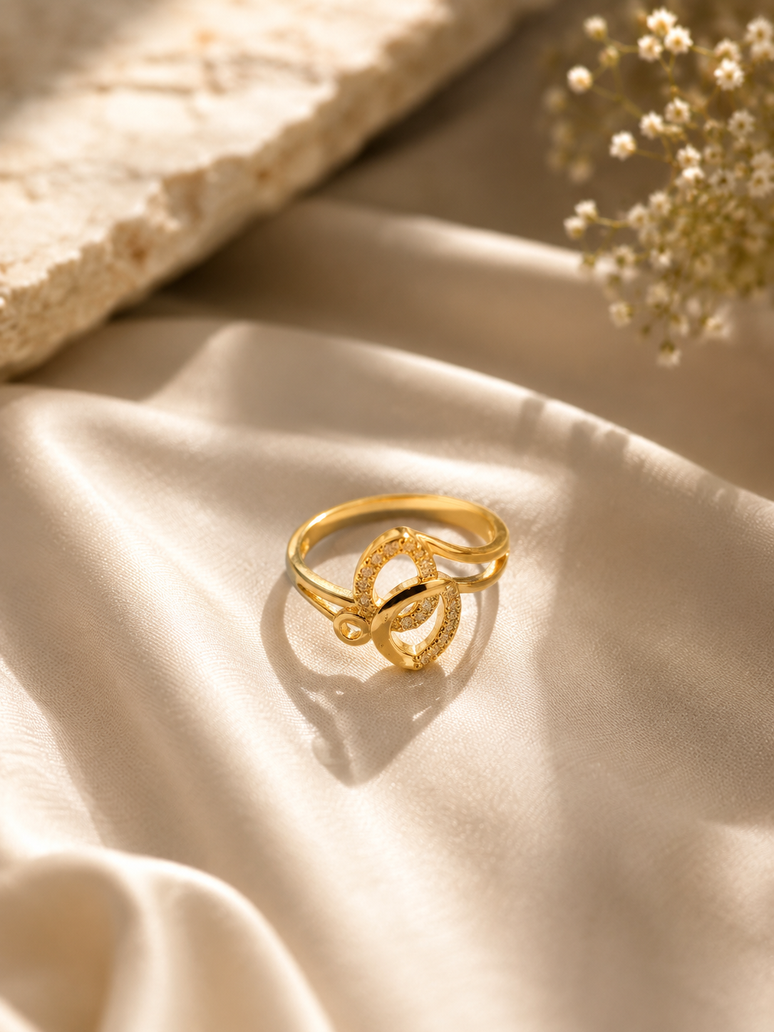 Gold Plated Zircon Ring for Women – Elegant Double Loop Statement Ring